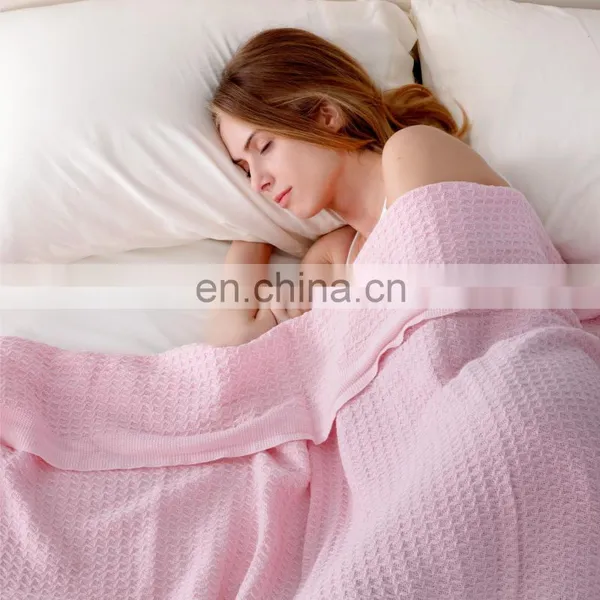 Nice Quality Breathable Pink Summer King Queen Waffle Cotton Blankets photo-2