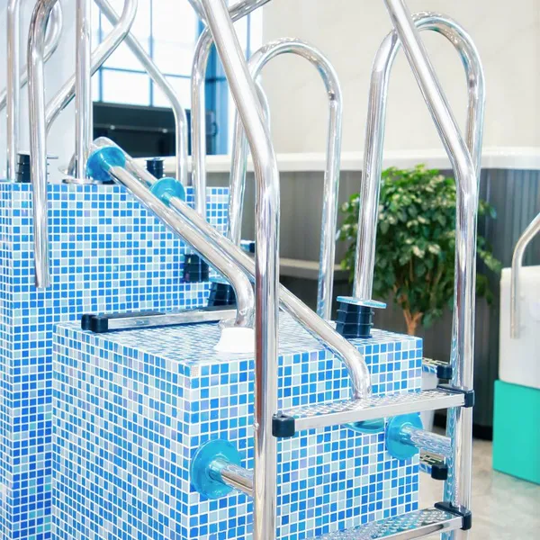 Swimming Pool Ladder 304/316 Stainless Steel 1.0/1.2 Thickness Anti-slip Pool Ladder For Sale photo-3