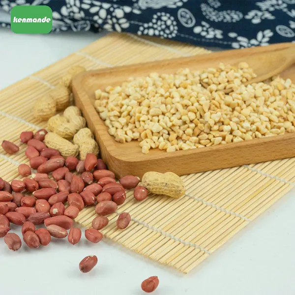 Suministro directo de la fábrica de almendras de maní picadas de tamaño de partícula uniforme de 2-4 mm para decoración de postres