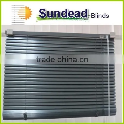 New Products 2015 Innovative 25mm Aluminum Venetian Blinds With New Color for Office Curtain and Blinds Use photo-3