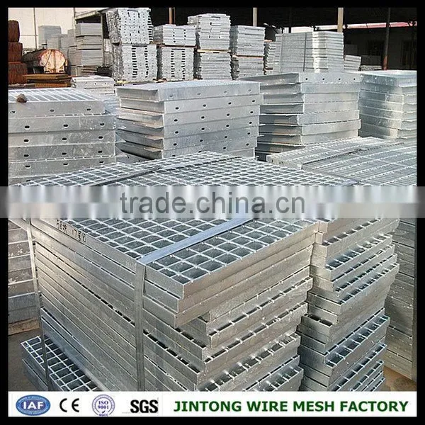Hot Dipped Galvanized Steel Grating Steel Bridge Decking Steel Grating Plate photo-5