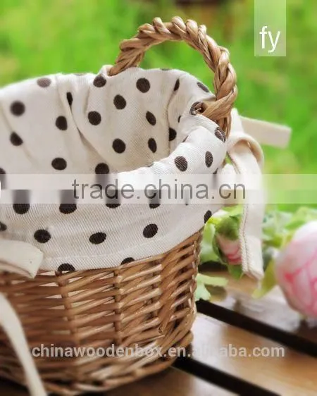 2015 Countryside Wicker Basket With Fabric Refined photo-2