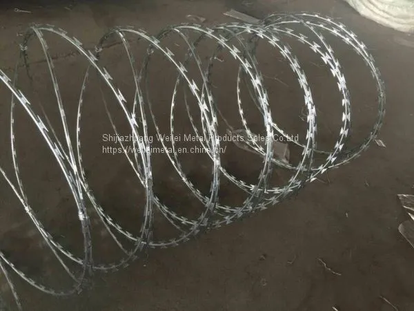 BTO-22 Galvanized Razor barbed wire