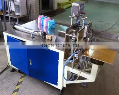 Semi Automatic Sanitary Napkin Packing Machine photo-5