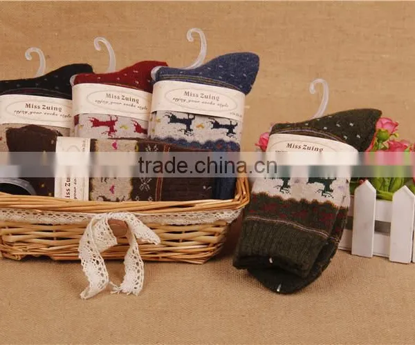 Hot Sale Warm Women Cosy Crew Sock Thermal Jacquard Sock photo-3
