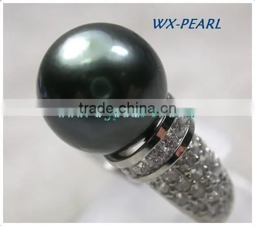 Large Round Tahitian Pearl Ring in Peacock Green photo-3
