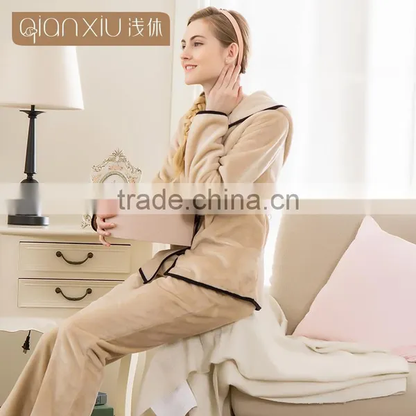 Normal Qianxiu Winter 320GSM Flannel Attractive Design Womens Sleepwear