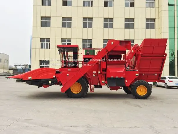 TR9988-7A Self-propelled Corn Picker photo-4