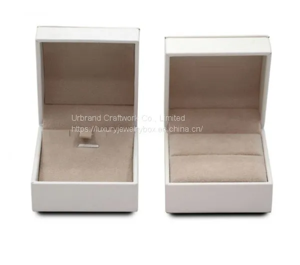 Plastic Jewelry Box for Fashion Brand Jewelry, Plastic Box Covered With White PU Outside ​and Velvet Paper Inside. photo-3
