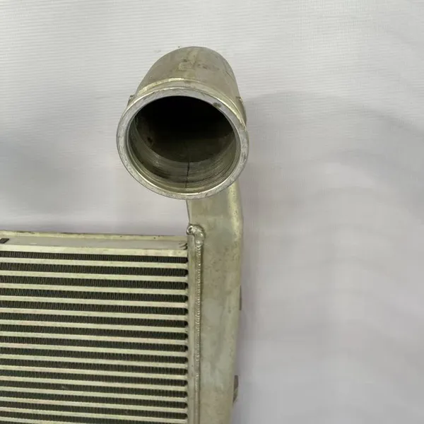Factory Direct Sales SINOTRUK Truck Parts Intercooler/aftercooler Assembly WG9918530002 D12 D10 photo-6
