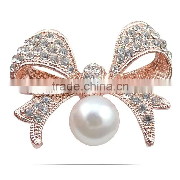 Best Selling Sweet High-Grade Korean Bow Of Pearl Zircon Brooch photo-2