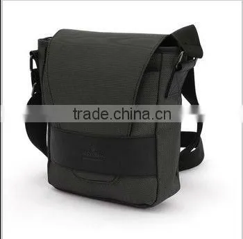 Factory Direct Man Genuine Leather Sport Bags Men's Small Sling Bag