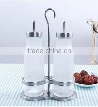 Clear Glass Beverage/Sauce Bottles photo-2