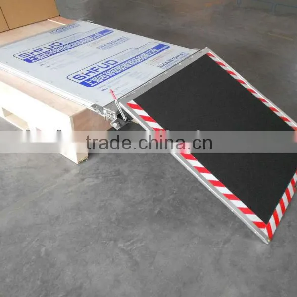 Manual Wheelchair Ramp for Low Floor Bus photo-3