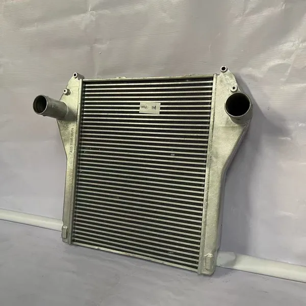 Radiator Car Accessories China FAW J6 Truck Intercooler 1119010-50A Auto Cooling System photo-3