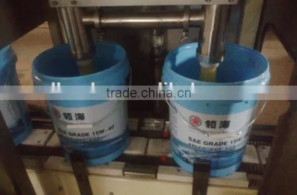 Large Barrel Automatic Chemicals Weighing Filling Machine photo-3