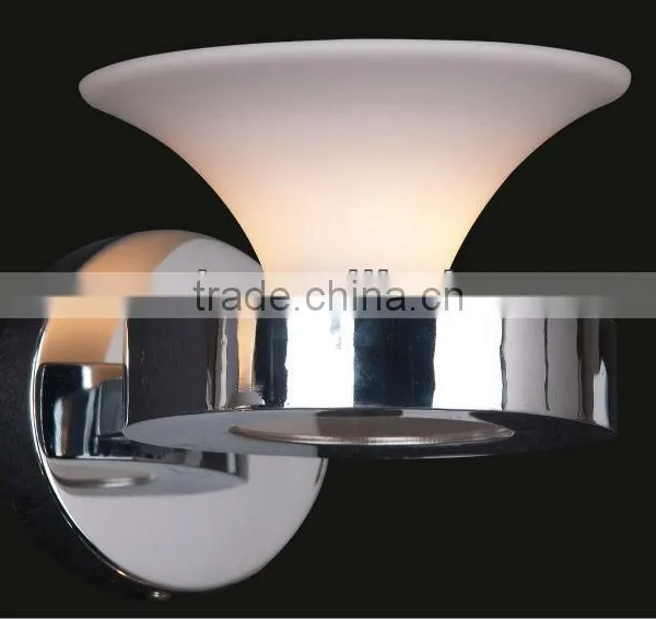Good Design Chrome Wall Lamp With Flaring Opal White Galss Shade G9*1 MB3159