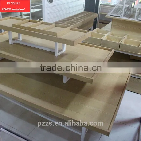 AA Cosmetic Display Stand Metail and Wood for Retail Shoe Rack Display photo-4