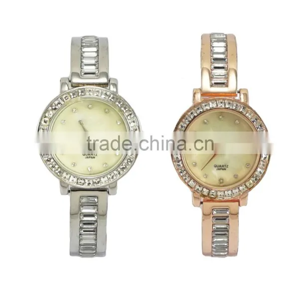 New Models Crystal and Alloy Watch Women Design Quartz Watch Models photo-5