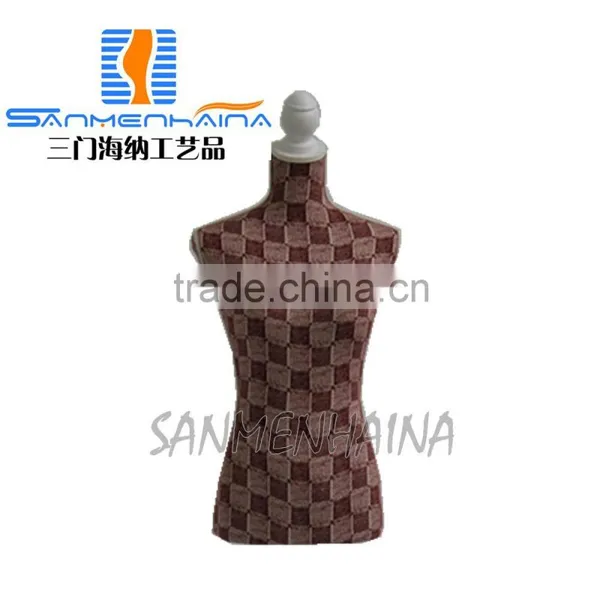 Red Square Printing Elastic Fabric Female Mannequin photo-2
