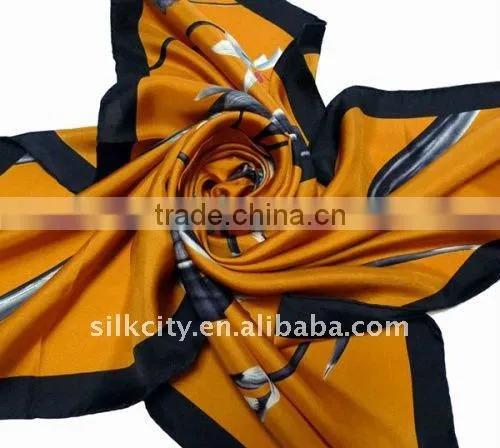 Newest Hot Sale Hand Print Square Silk Scarf