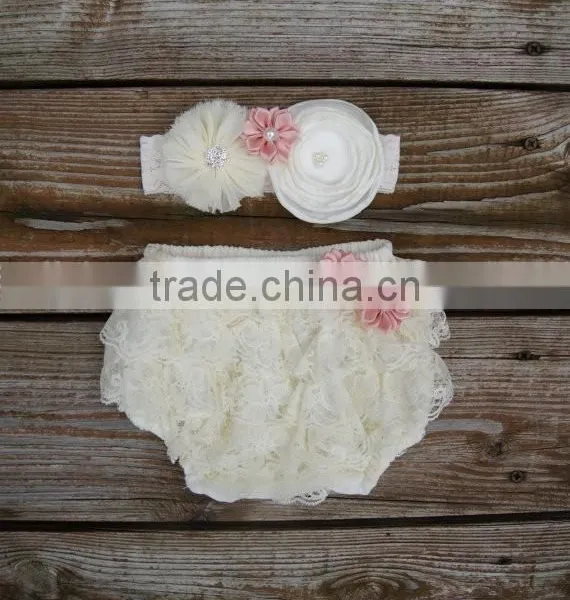 Hot Selling Baby Clothes Infant Lavender Ruffle Bloomer Wholesale Baby Girl Diaper Cover With Headband photo-3
