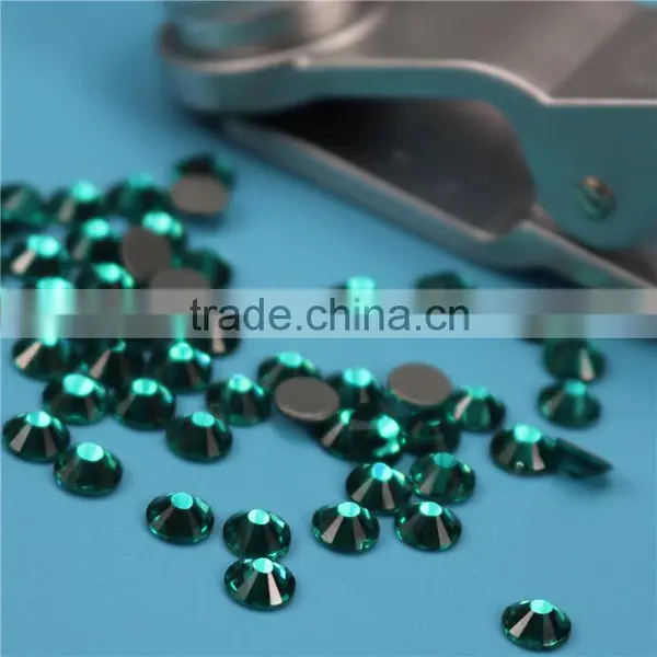 Top Quality Wholesale Blue Zircon Flatback Hotfix Crystal Strass for Dresses photo-2