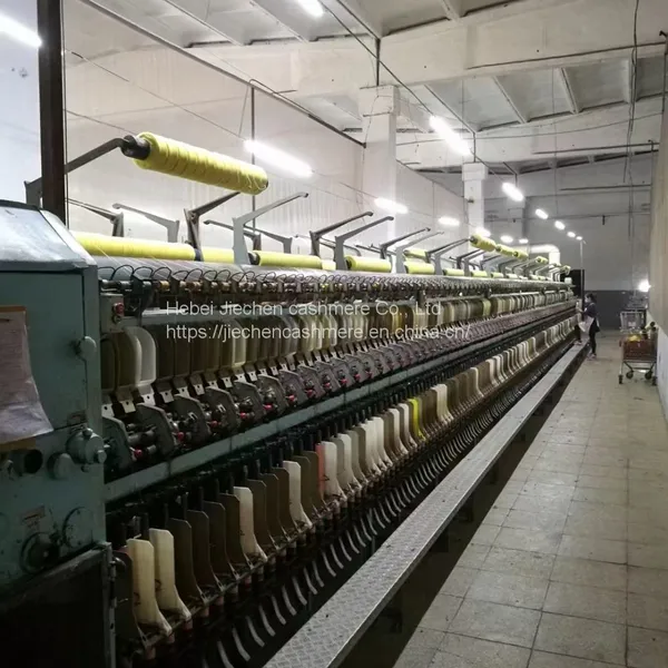 Factory Price White Dehaired Mohair in Stock for 19micron and 22mm Mohair photo-5