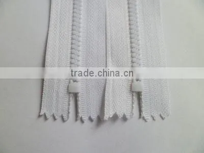 3# Plastic Resin Zipper Close End Zipper With Painted Auto-lock Thumb Slider Zipper Coate Zipper photo-3