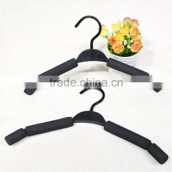 Non Slip Metal Wire Hanger With Sponge