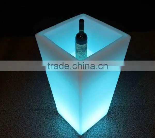 Wholesale Well Polished Beautiful Led Plastic Flower Pot, Garden Flower Vase photo-5