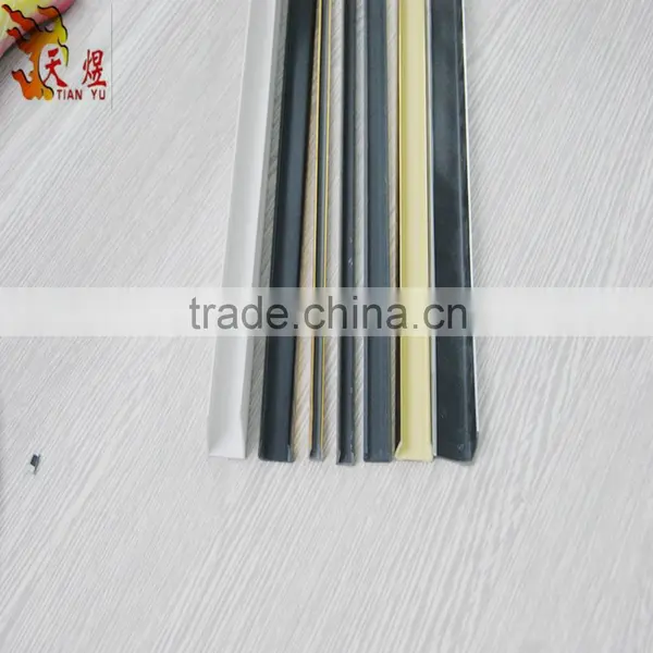 OEM Extruded Plastic Protective Strip photo-4