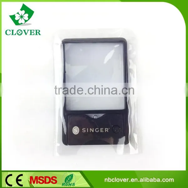 Card Shape Plastic Reading Magnifier With Led Light for Elderly photo-2