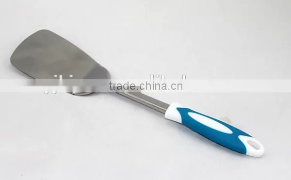 PP+TPR Material Handle Type Cooking Tool Stainless Steel Frying Turner With Gear Edge photo-3