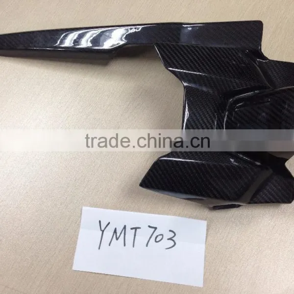 Prepreg Carbon Fiber Motorcycle Rear Hugger for Yamaha (Autoclave Process) photo-3