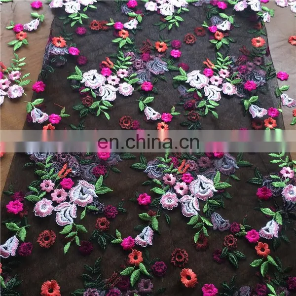 2017 Popular Pattern Lace Dress Fabric Embroidered Design /dress Textile Lace Fabric photo-4