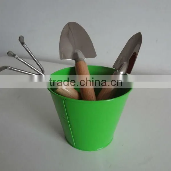 Kids garden tools set