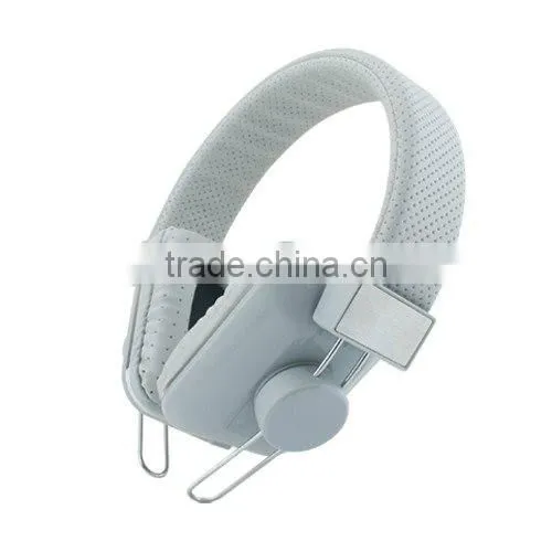 Colorful Hifi Headphones for Big Ears photo-2