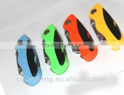 2017 Plastic With Rubber Grip Handle Olfa Knife 3 PCS Auto Loading Blade Utility Knife photo-3