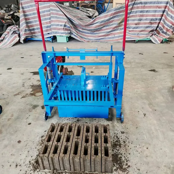 Direct Push Brick Machine Producing 400-200-200 Hollow Brick Small Mobile Multifunctional Cement Brick Machine photo-4