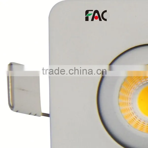 220 15w Cob Led Energy Saving Tripod Spot Light photo-5