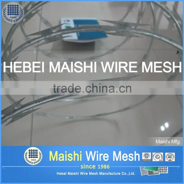 2015 Hot Sale Fence/ Razor Barbed Wire for Fencing With ISO 9001 System photo-2
