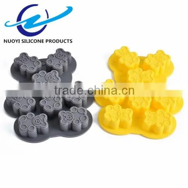 Food-grade Bear Shape Silicone Cake Mould photo-4