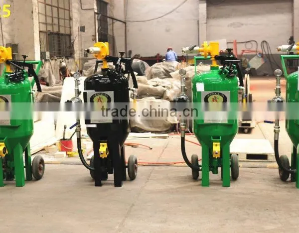 Black Color High Qulaity DB225 Dustless Blasting Machine/sand Blasting Machine photo-4