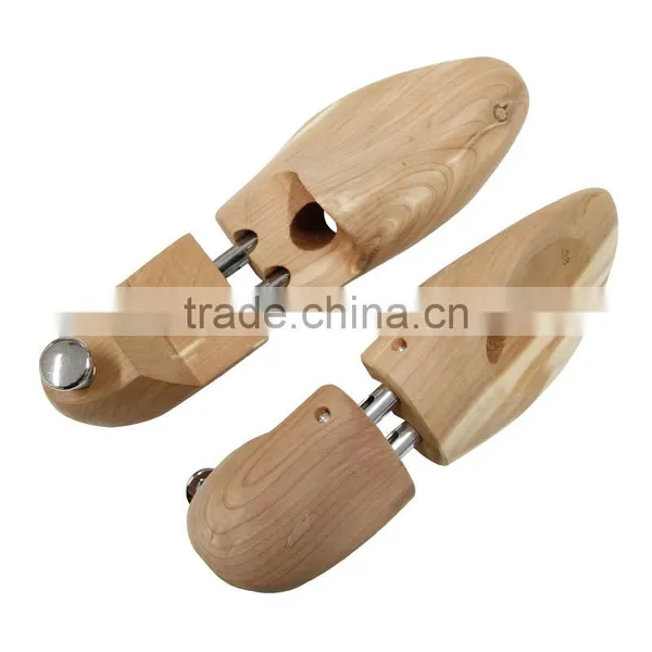 Factory Supply Top Selling Aromatic Red Cedar Wood Shoe Stretcher for Wholesale photo-6