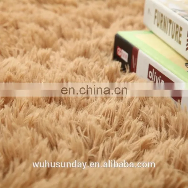 Polyester PV Plush Area Shaggy Rug With Dotted or PVC Back Blanket Carpet photo-2