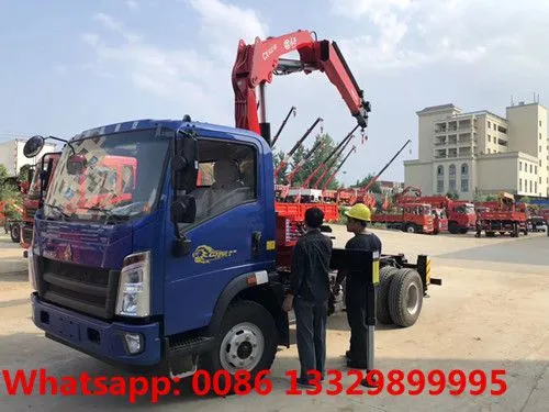 Good Price SINO TRUK HOWO 2T Telescopic Crane Boom Mounted on Cargo Truck for Sale photo-2