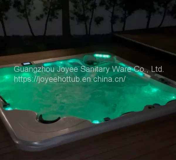 JOYEE OEM Luxury 133 Massage Jets Cheap Price Family Party Massage Spa Hot Tub For Outdoor
