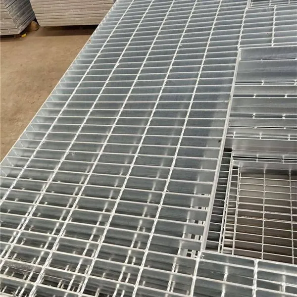 Sewer and Drainage Ditch Cover Plates, Flip - Top Steel Grating Plates, Hot - Dip Galvanized Steel Gratings, Galvanized 304 Stainless Steel Gratings photo-2