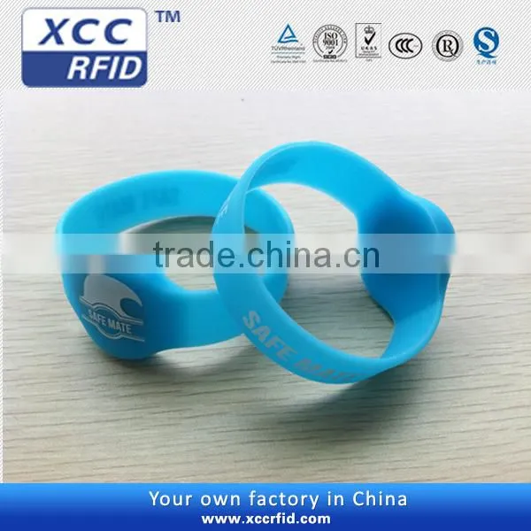 Custom Logo Smart Wristband Nfc F08 Wristband
